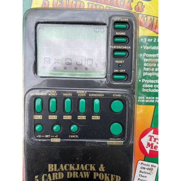 1994 Micro Games of America Las Vegas Casino Corner Hand-Held Blackjack Game - Picture 2 of 4